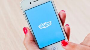 How to Use Skype to Call a U.K. Number